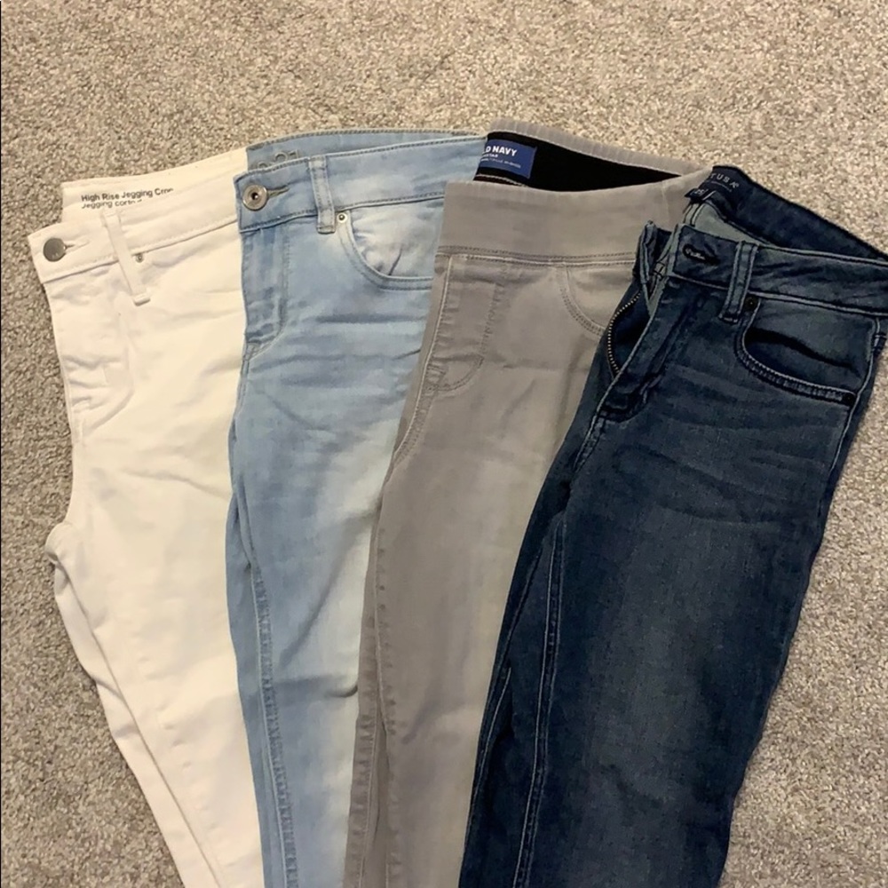 4 PAIRS OF JEANS! various brands and colors!